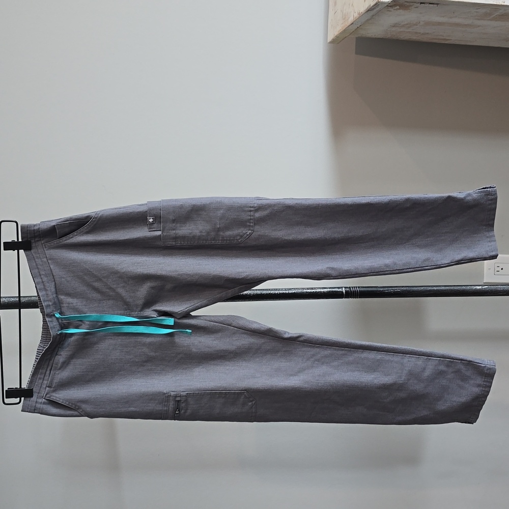 FIGS Yola Skinny Scrub Pants™